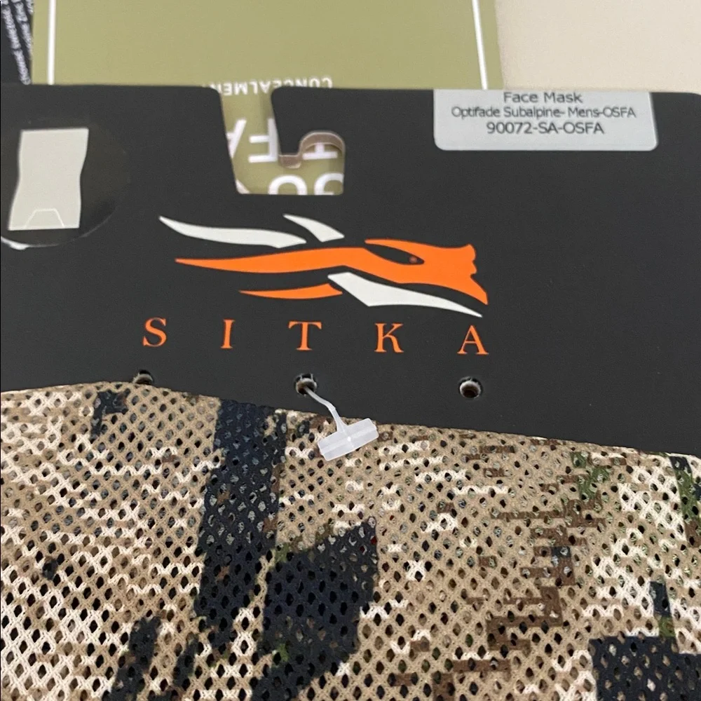 New with tag Sitka Gore Optifade camo style face mask OS